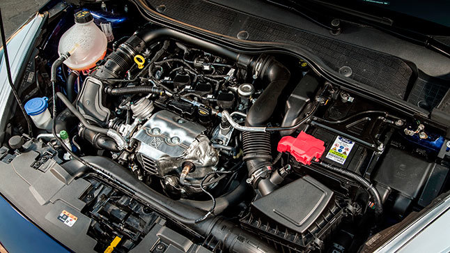 Suzuki Swift Sport vs Ford Fiesta ST-Line