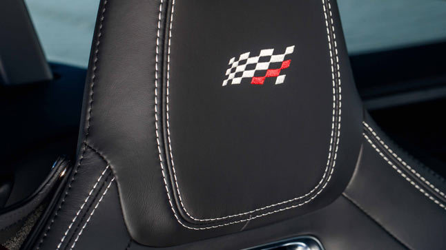 reposacabezas Jaguar F-Type Chequered Flag