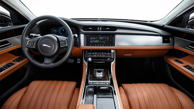 Jaguar XF