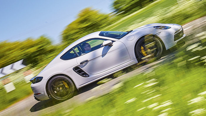 POrsche 718 CAyman