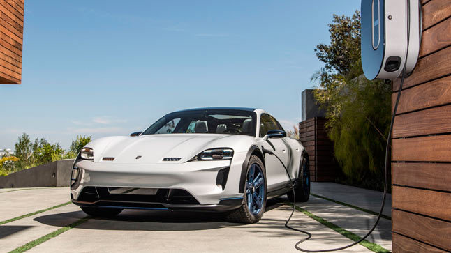 Porsche Mission E Cross Turismo