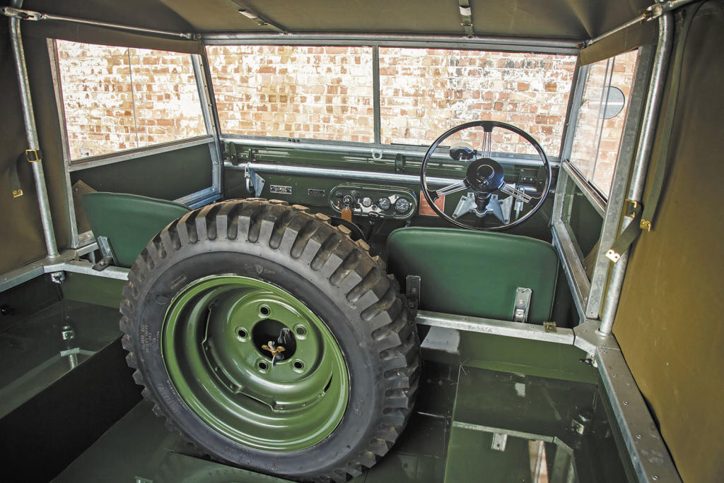 Land Rover Series I, interior