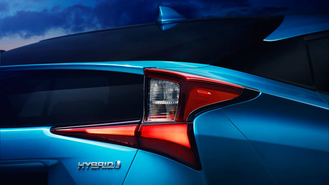 Toyota Prius AWD