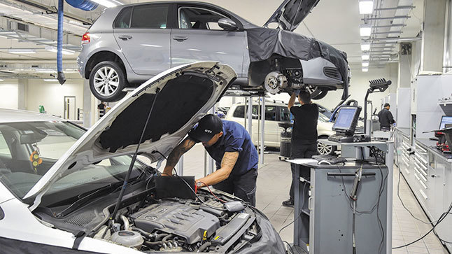 cuanto cuesta mantener un coche superventas