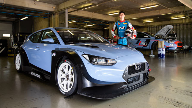 Hyundai Veloster N TCR