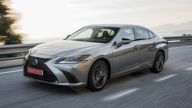 Lexus ES300h 
