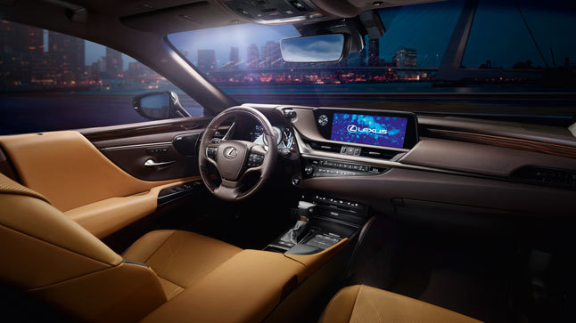 Lexus ES300h  interior