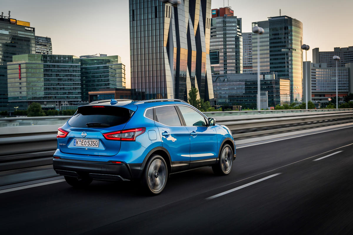 Nissan Qashqai 2019 trasera