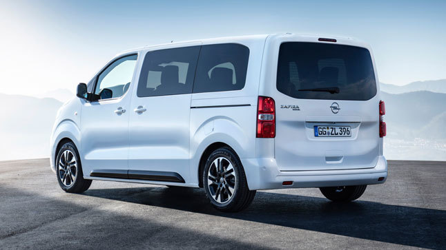 Opel Zafira Life trasera