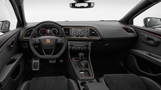 Seat León ST Cupra R interior