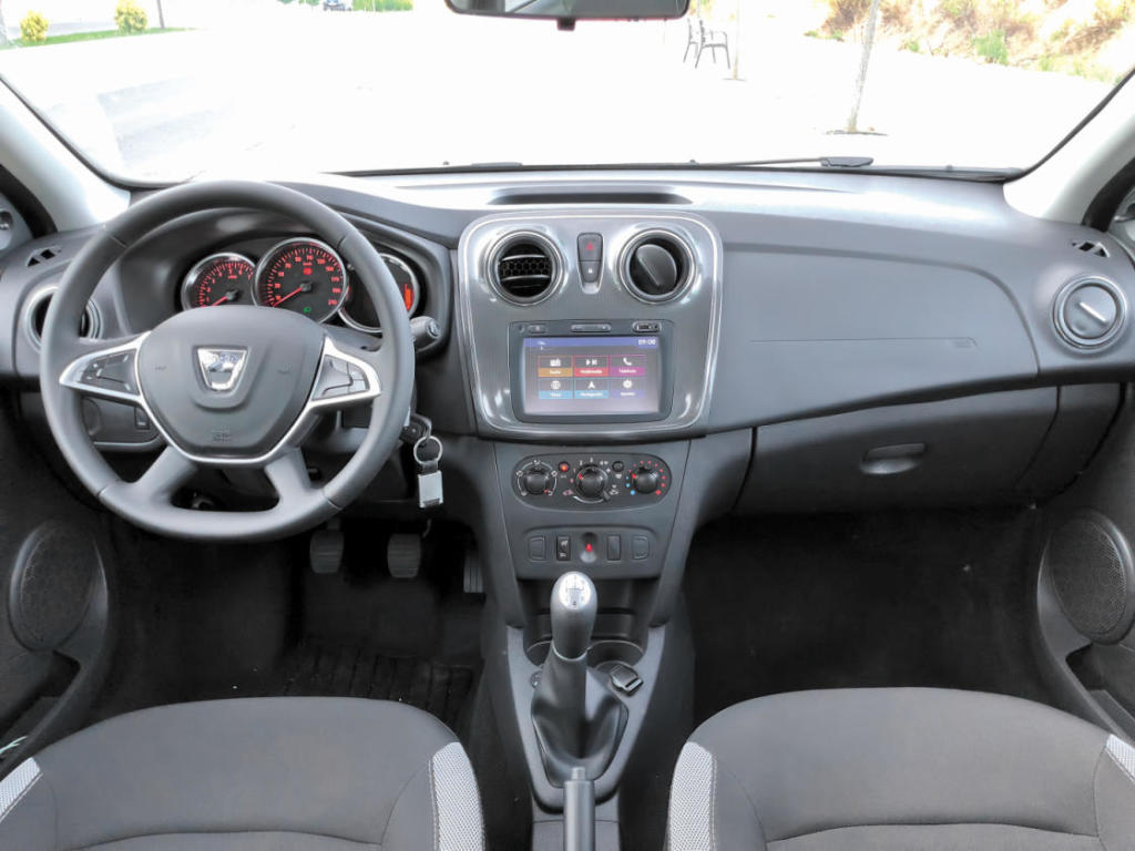 dacia sandero stepway 15 g