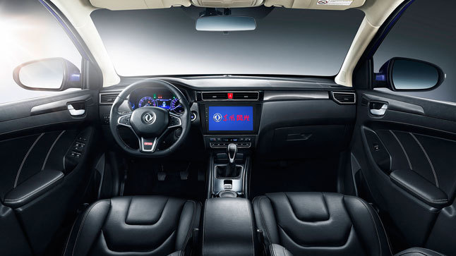 Interior DFSK 580