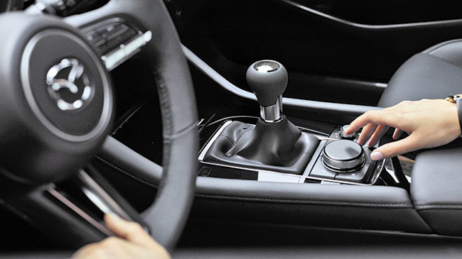 Mazda3 interior2