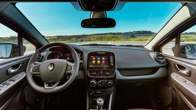 Renault Clio interior