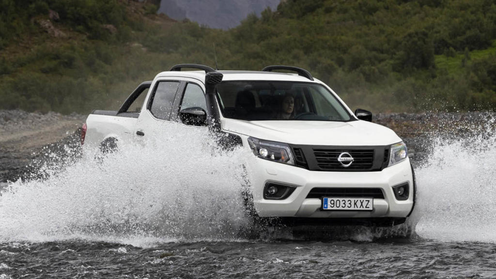 Nissan Navara off-Roader AT32