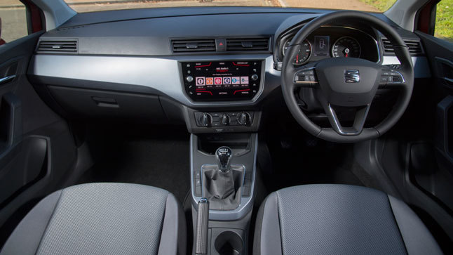 Seat Arona interior