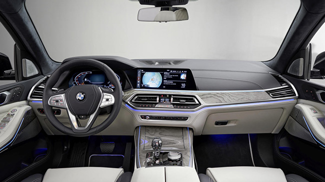 BMW X7 salpicadero