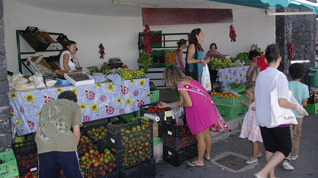 MErcado de Tinajo