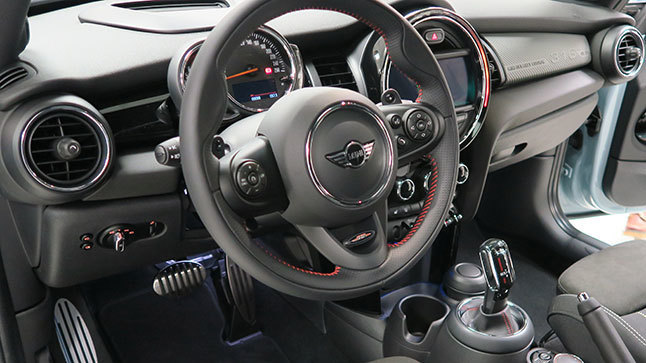 Mini Delaney interior