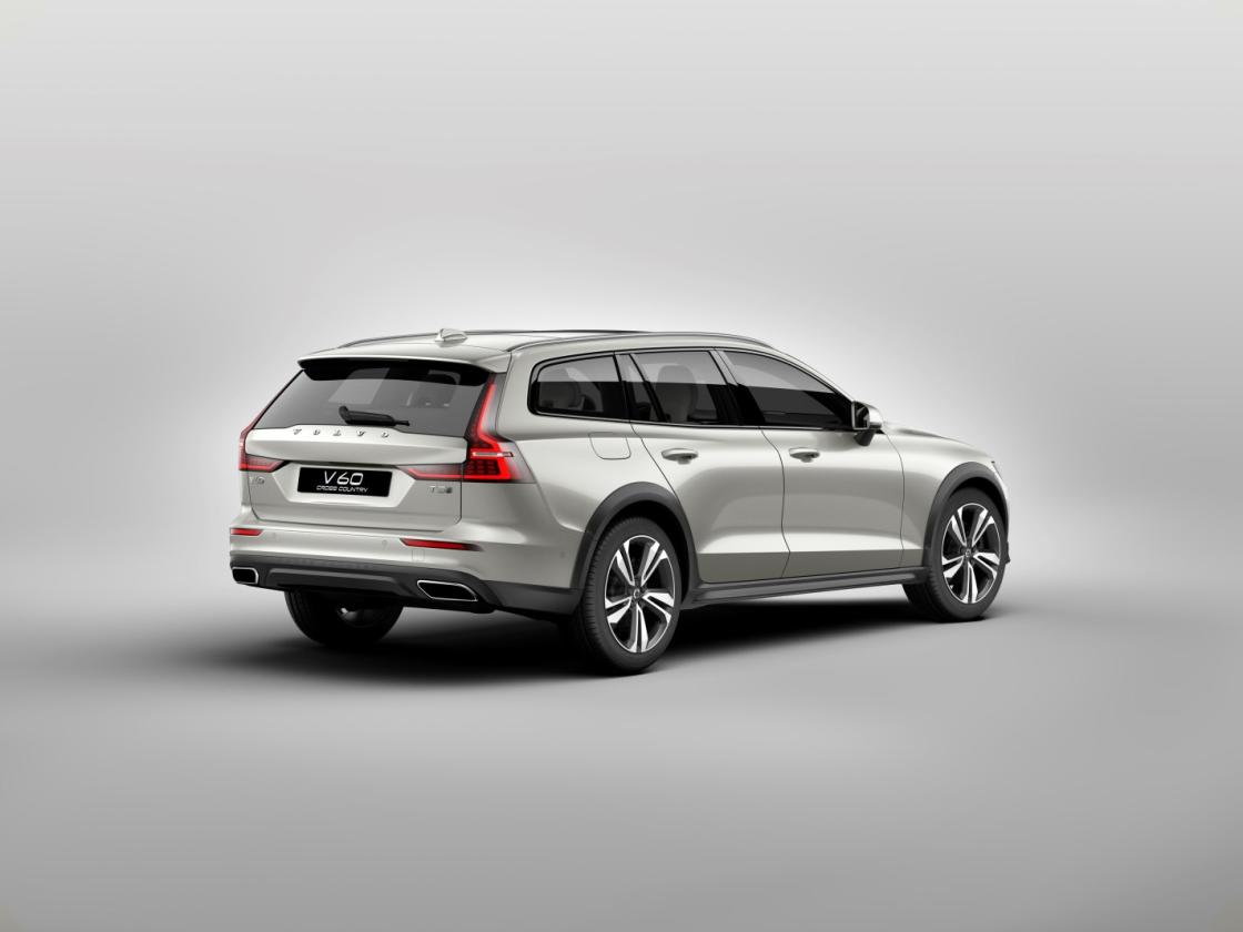 Volvo V60 Cross Country 2019 trasera