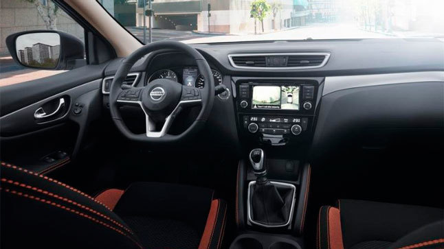 Interior Nissan Qashqai N-Motion