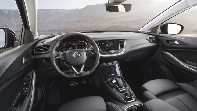 Opel Grandland X Hybrid4 interior