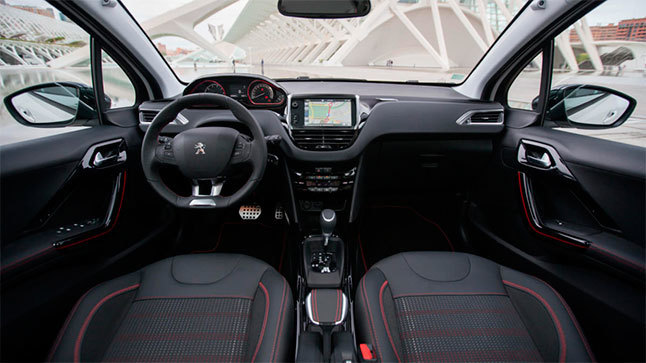 Peugeot 208 interior