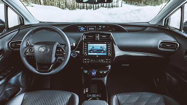 Toyota Prius AWD-i