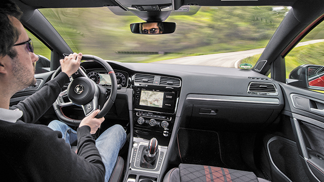 Volkswagen Golf VII interior
