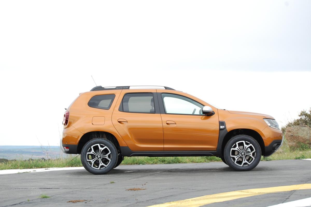 Dacia Duster lateral