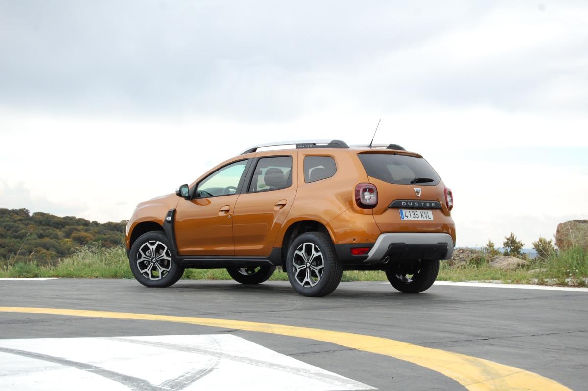 Dacia Duster trasera