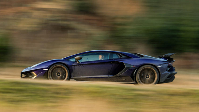 Lamborghini Aventador SVJ