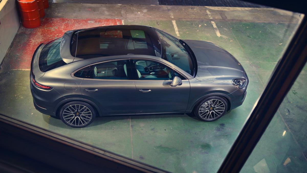 Porsche Cayenne Coupe cenital