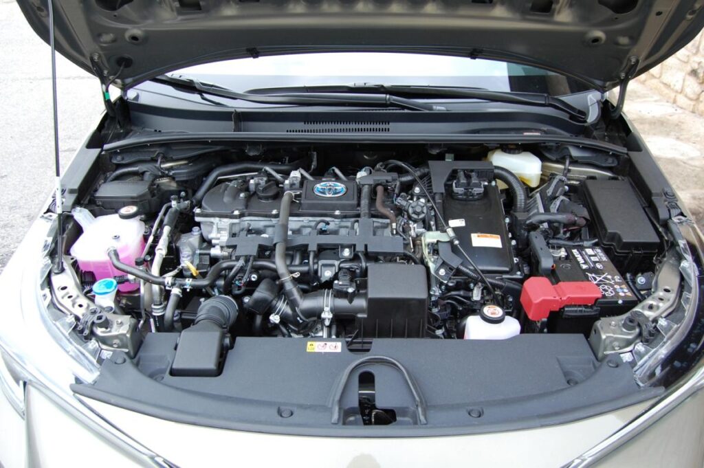 Toyota Corolla 125H motor