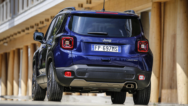 Jeep Renegade trasera