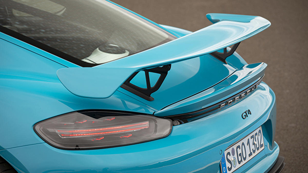 Porsche 718 Cayman GT4