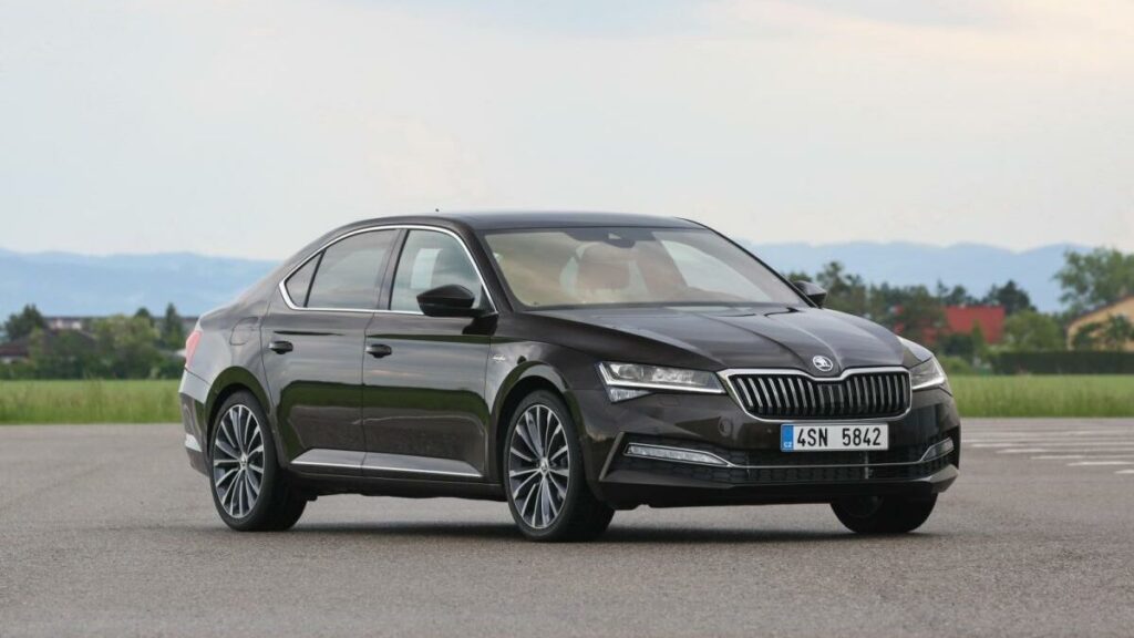 Skoda Superb 2021