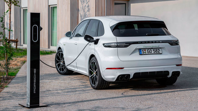 Porsche Cayenne Turbo S E-Hybrid