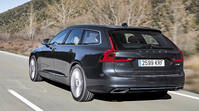 comparativa BMW M550d vs. Volvo V90 T8