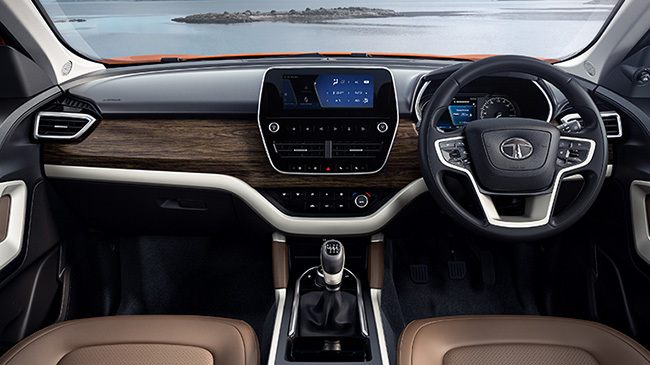 Toyota Harrier interior