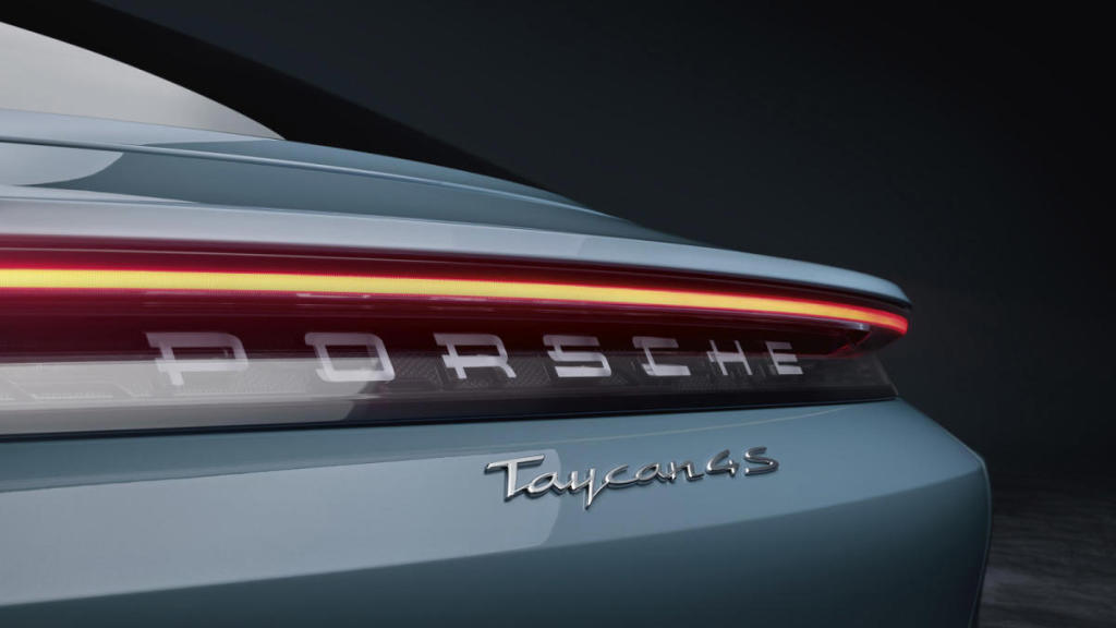 Porsche Taycan 4S