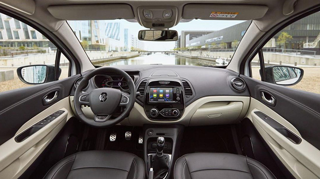 Renault Captur interior