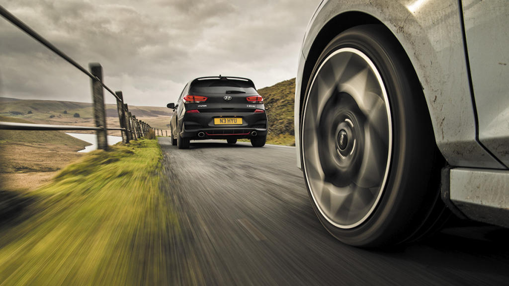 Hyundai i30 N vs Ford Fiesta ST