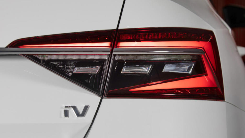 Skoda Octavia iV 2020 trasera