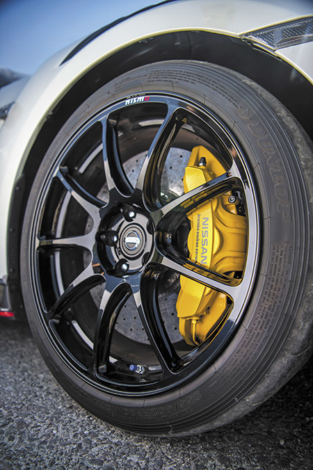 NIssan GT-R Nismo, frenos
