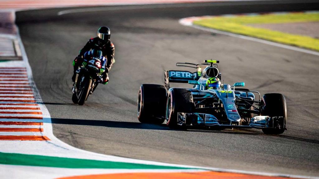 Valentino Rossi y Lewis Hamilton