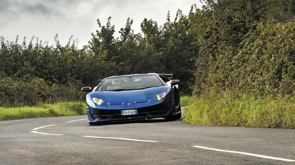 Lamborghini Aventador SVJ Roadster trasera