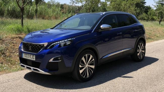 Fotos del Peugeot 3008 GT BlueHDI 180