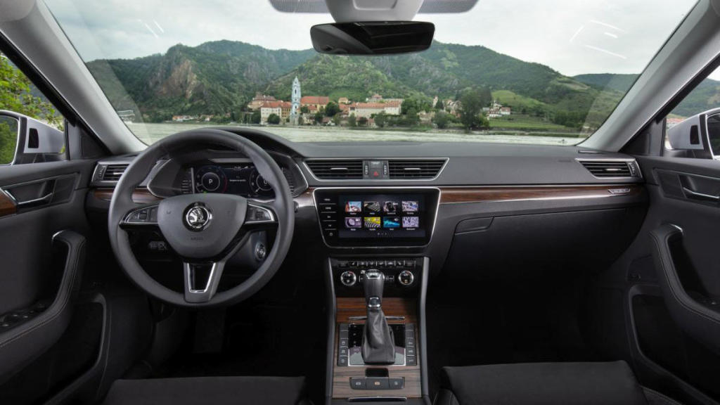 Skoda Superb interior