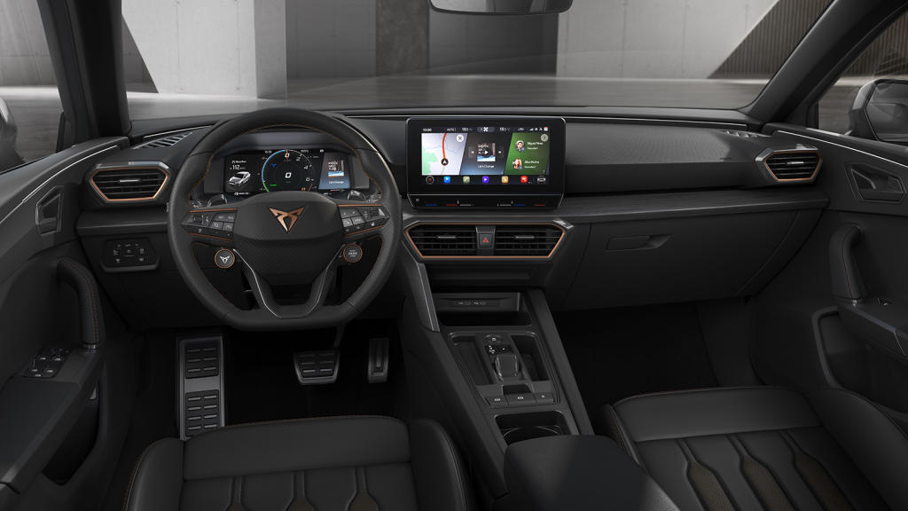 Cupra León interior
